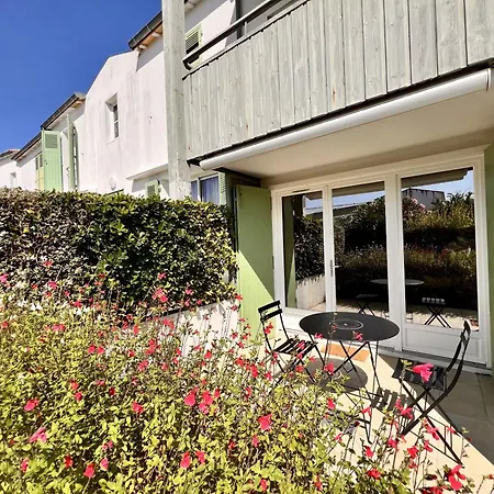 Apartment Harmony, Neuf Avec Piscine Chauffee La Flotte