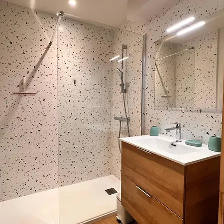 Harmony, Neuf Avec Piscine Chauffée Appartamento La Flotte